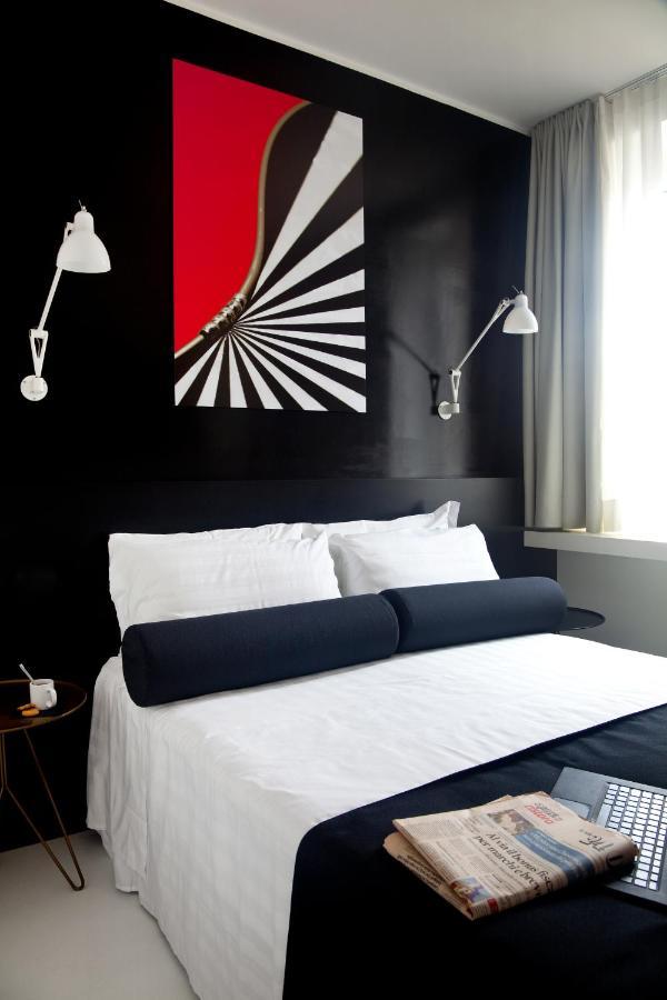 Sora Luxury Inn โรม ภายนอก รูปภาพ