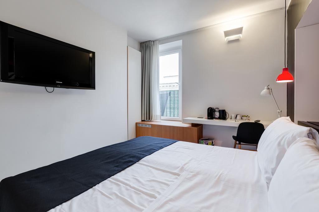 Sora Luxury Inn โรม ภายนอก รูปภาพ