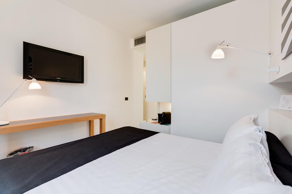 Sora Luxury Inn โรม ภายนอก รูปภาพ
