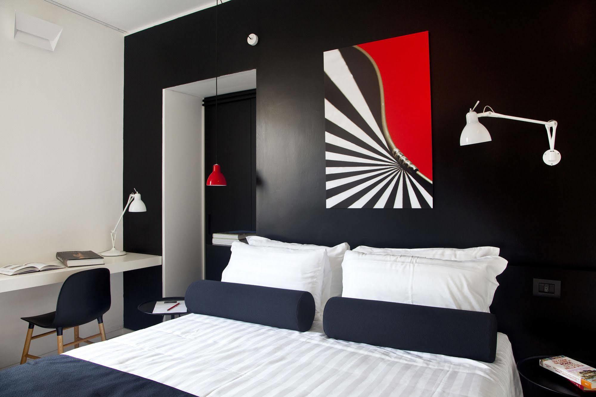 Sora Luxury Inn โรม ภายนอก รูปภาพ